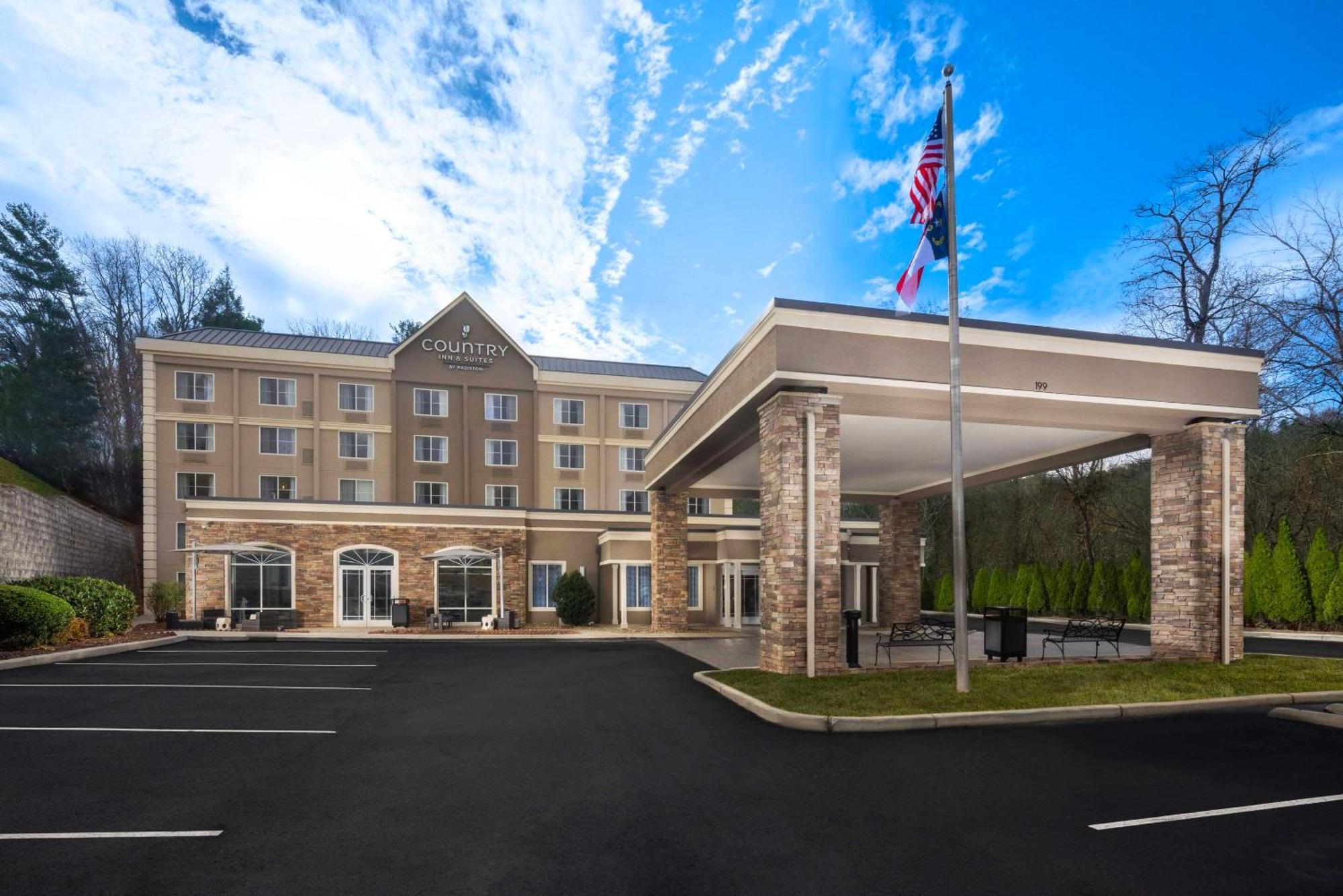 Country Inn & Suites By Radisson Asheville Downtown Tunnel Road Exterior photo